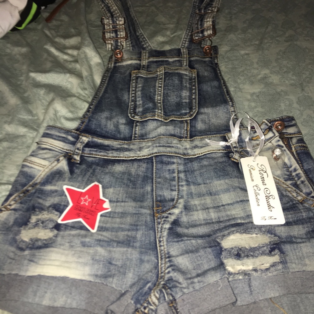 Sizelarge brand new w tag overalls